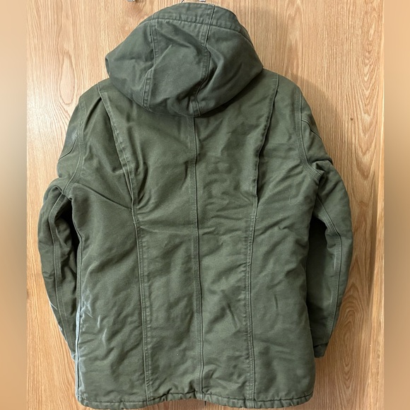Carhartt Women’s Green Duck Canvas Waterproof Quilt Lined Outdoor Coat - Picture 2 of 6